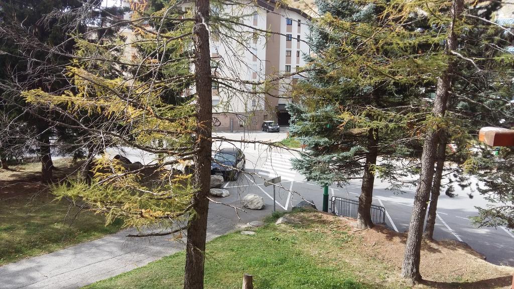 Le Tyrol Διαμέρισμα Λε Ντεζ Αλπ Εξωτερικό φωτογραφία
